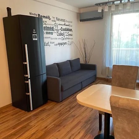 Apartamento Danube Terrace With 2 Bedroom With Free Air Conditioner And Private Parking Budapest