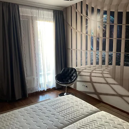 Danube Terrace With 2 Bedroom With Free Air Conditioner And Private Parking Budapest