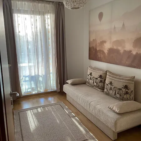 Danube Terrace With 2 Bedroom With Free Air Conditioner And Private Parking Apartamento
